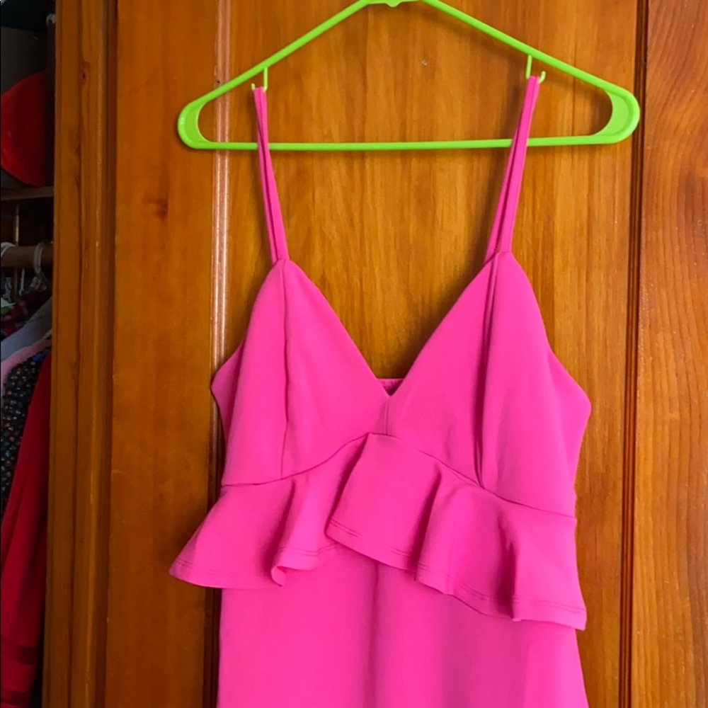 Too big pink dress NWOT